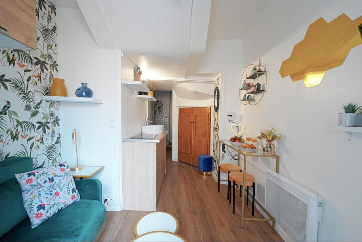 Cosy Renovated Studio In Heart Of Marais, Best Area To Discover In Paris Apartment Екстериор снимка