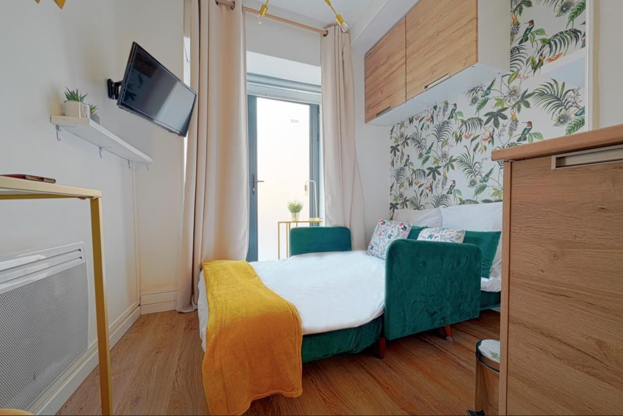 Cosy Renovated Studio In Heart Of Marais, Best Area To Discover In Paris Apartment Екстериор снимка